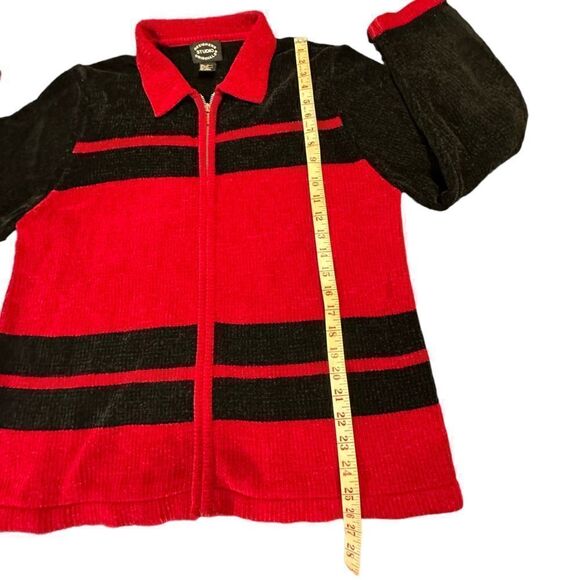 Designers Originals Studio Red and Black Chenille Zip Cardigan - Picture 8 of 9